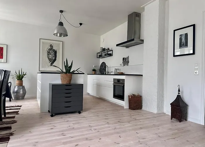 Stunning Penthouse In The City! Apartmán Ålesund