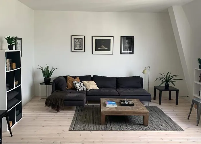 公寓 Stunning Penthouse In The City!