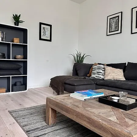 公寓 Stunning Penthouse In The City! *